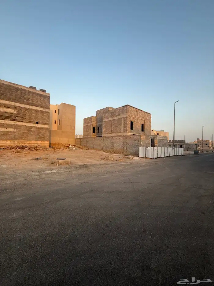للبيع ارض سكنية في مخطط النبلاء م250 شارع16 غربي خلف نفط 30