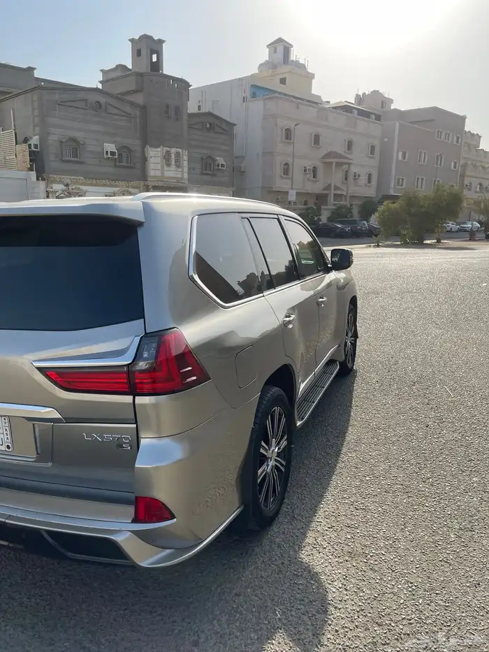 جيب لكزس Lx570 DD موديل 2016 5