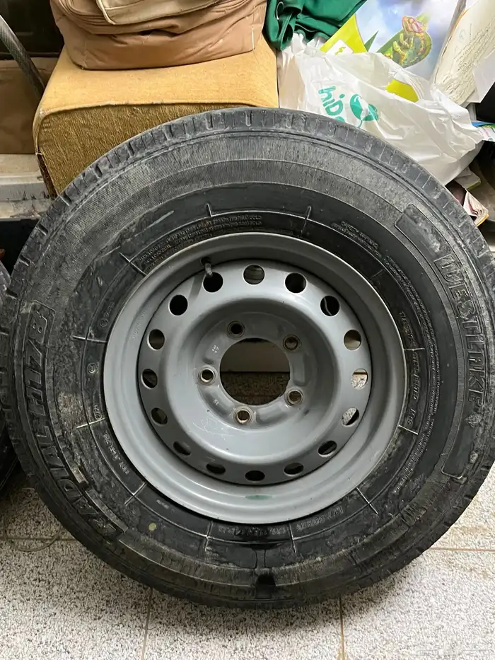 جنوط وكفرات صينيات مقاس 16 ل ربع او شاص 4
