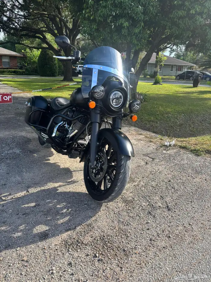 2018 Indian Springfield dark horse 13