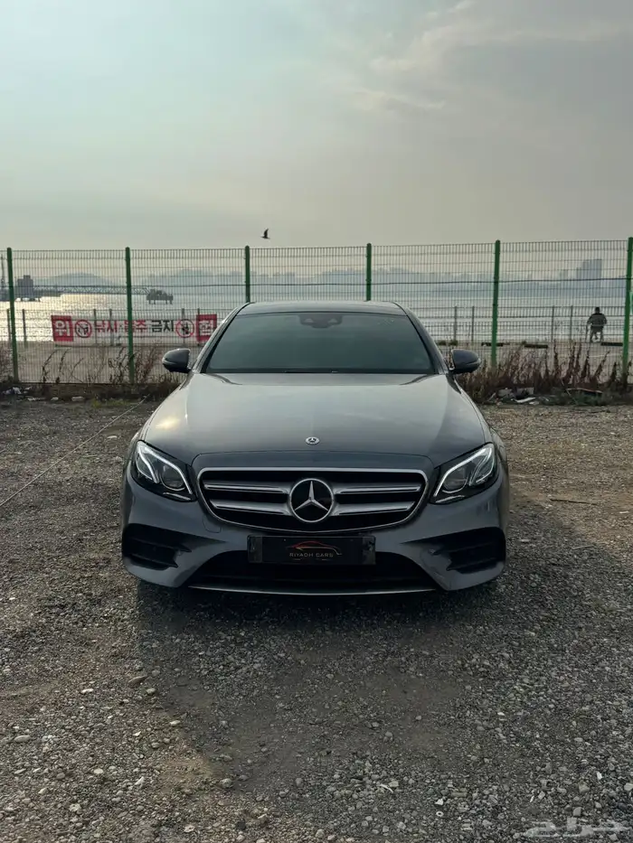 مرسيدس E350 موديل 2020 فل كامل 3 ازرار (بحاله ممتازه) 1