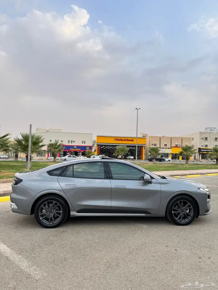 فورد تورس 2025 امبيانتي سعودي 11
