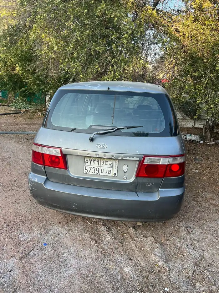 للبيع قطع كيا كرنس 2004 مكينه مخبطه باقي كله سليم 0