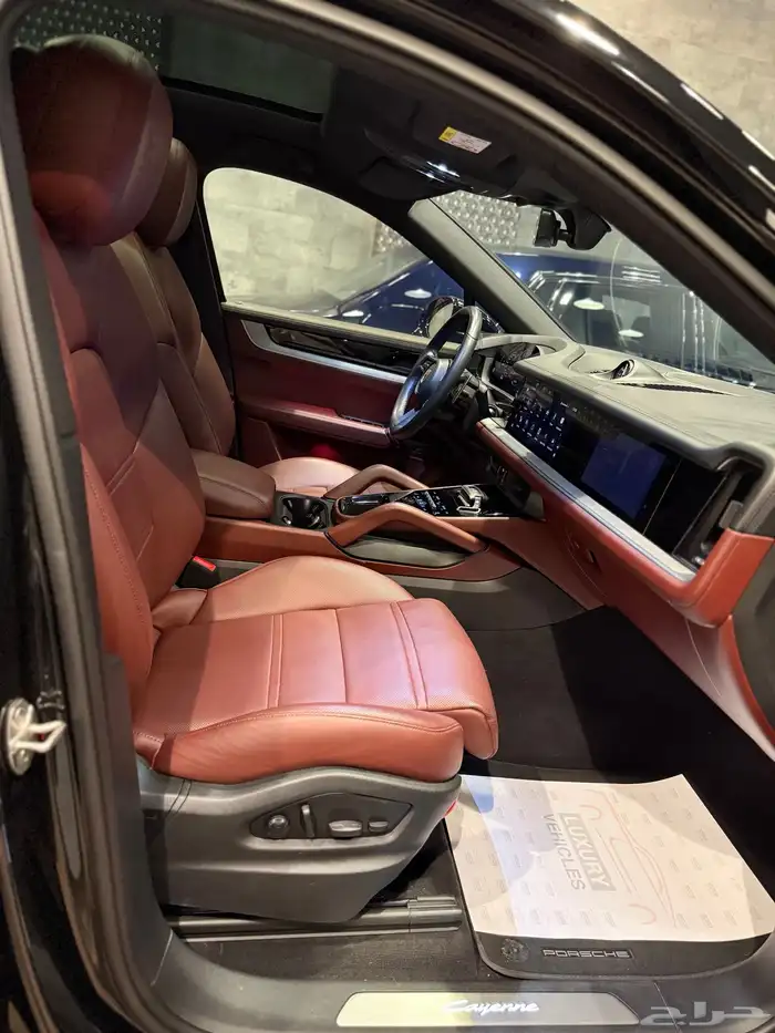 Porsche Cayenne Coupe 2024 19