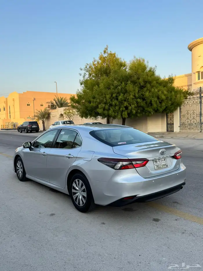 كامري 22 ستاندر لون فضي 3