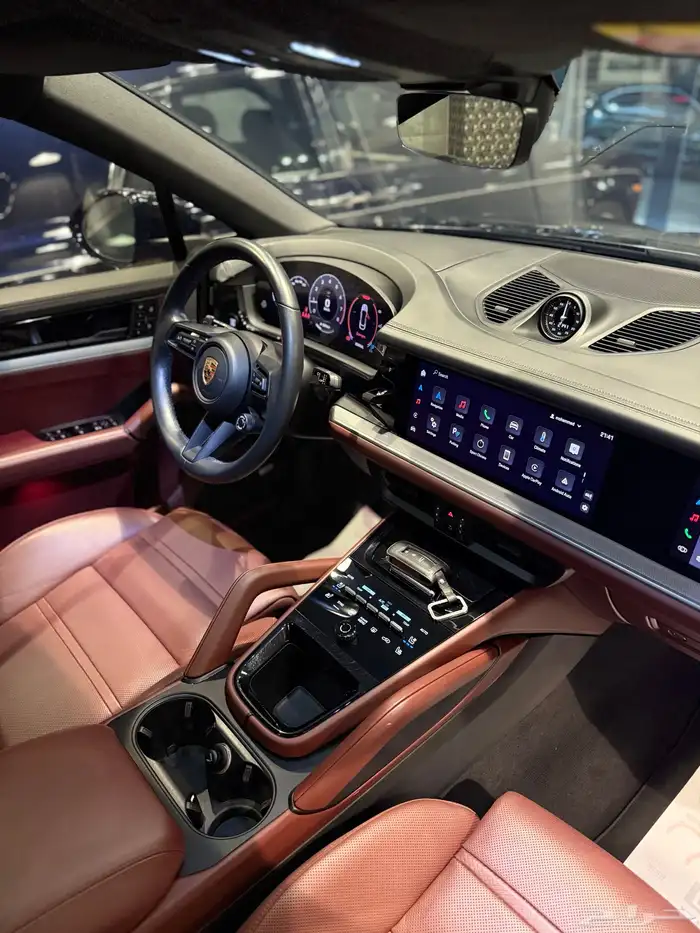 Porsche Cayenne Coupe 2024 22