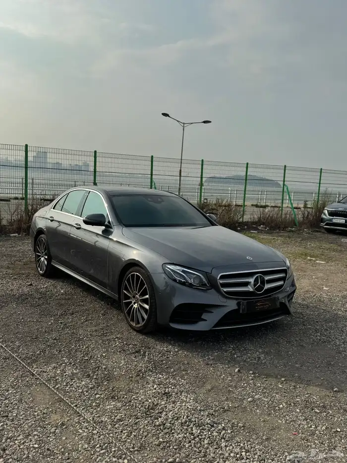 مرسيدس E350 موديل 2020 فل كامل 3 ازرار (بحاله ممتازه) 0