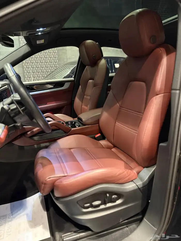 Porsche Cayenne Coupe 2024 9