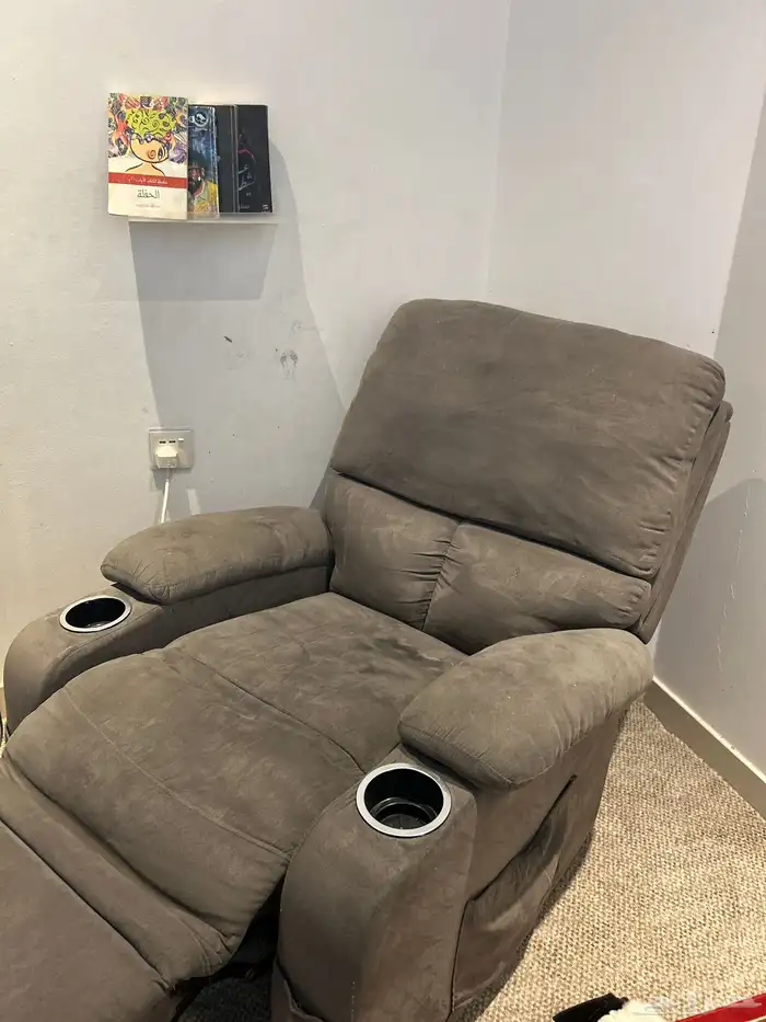 كنبه استرخاء ألون رمادي للبيع ل اعلى سومه شريتها ب1000 1