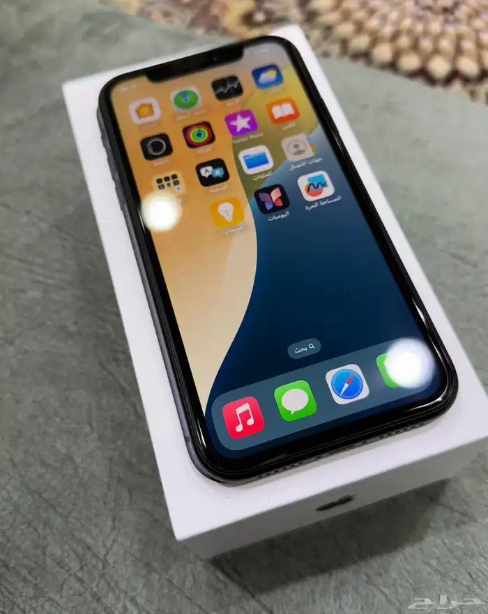 ايفون اكس ار 128 جيجا 3