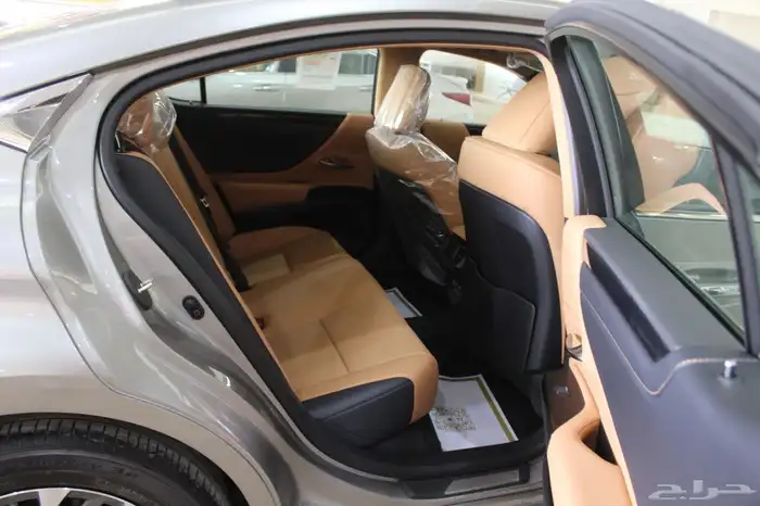لكزس - ES 350 - CA - استندر - خليجي - 2025 14