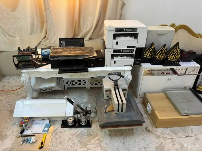 تصفية محل دروع وهدايا 1