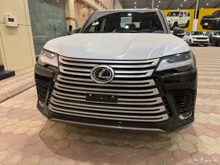 لكزس سعودي اسود احمر 0
