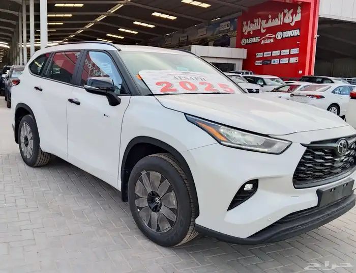 تويوتا هايلاندر موديل 2025 2
