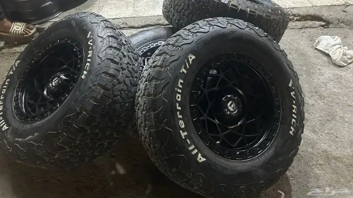 جنوط فيول وكفرات نص حجري مقاس 285 70 17 12