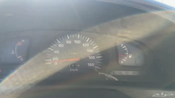 للبيع هايلوكس موديل 99 6