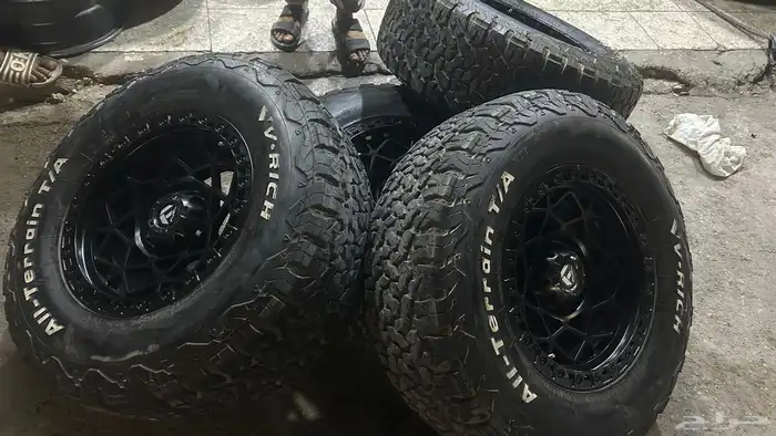 جنوط فيول وكفرات نص حجري مقاس 285 70 17 1