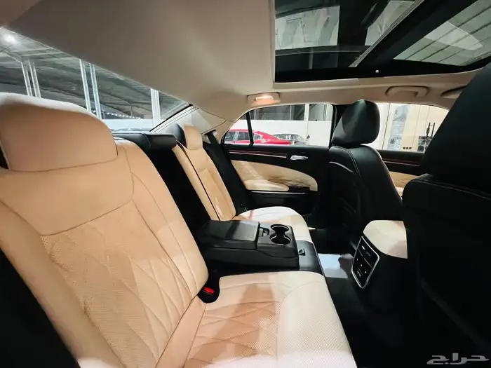 كرايزلر 2017 C300 V6 بحاله الوكاله ماشاء الله 10