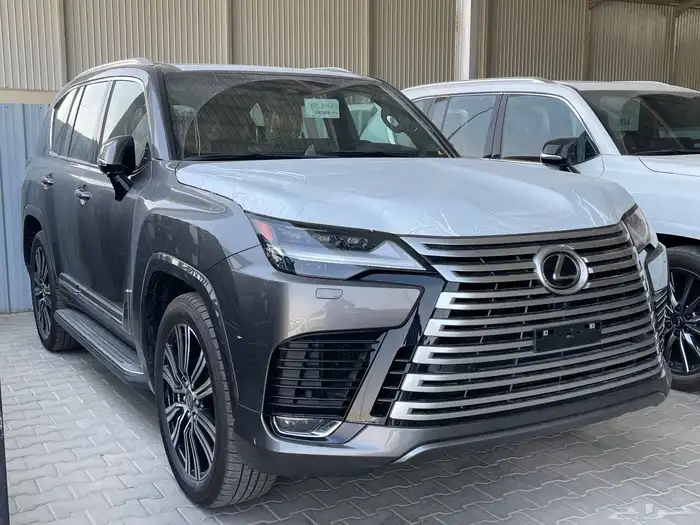 لكزس 2025 فئه BB سعودي ابيض وتيتانيوم 0