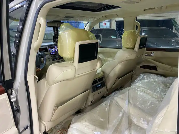 جيب لكزس LX570 فل كامل 2012 14