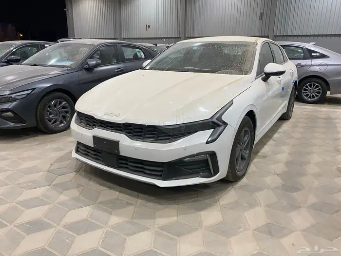 كيا K5 استندر سعودي 2024 1