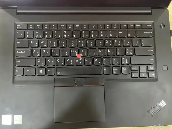 لابتوب لينوفو مواصفات جبارة بحالة ممتازة core i9 رام 32 2