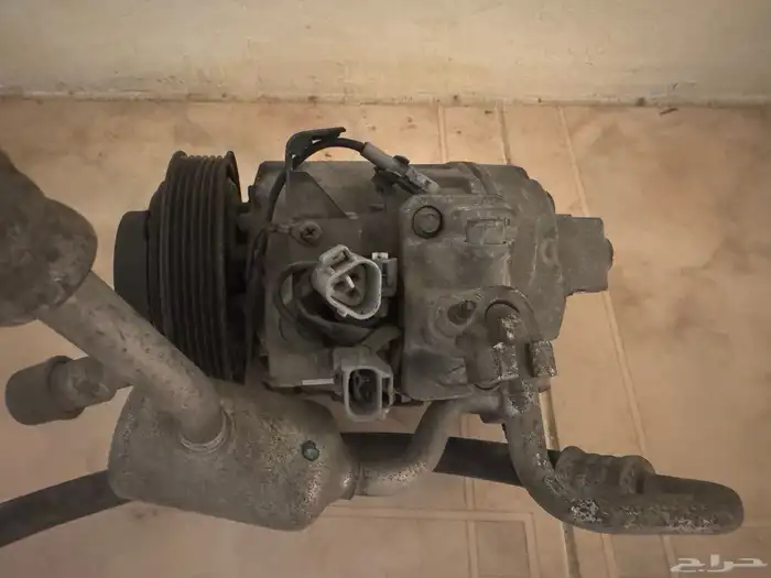 قطع غيار لكزس LS430 موديل 2006 3