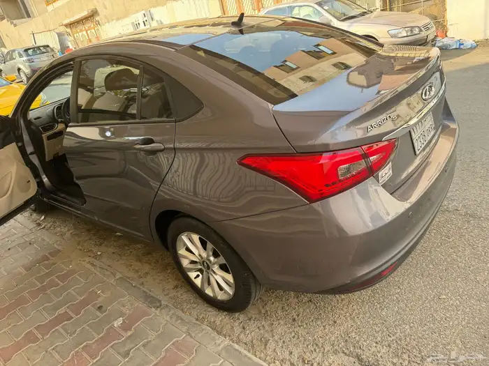 شيري اريزو 5 الموديل 2023 4