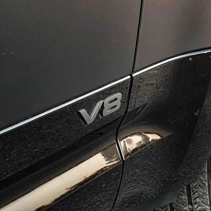ديفندر 2024 V8 24