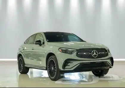 2026 Mercedes-Benz GLC300 4MATIC Coupe 2