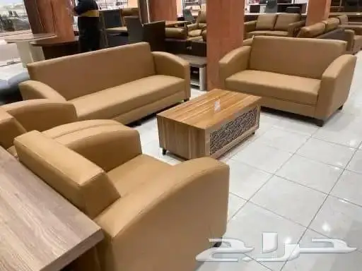 اثاث مكتبي كنب جلد جديد متوفر تغم كامل مختلف أشكال وألوان 3