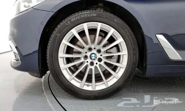 بي ام دبليو520i موديل2020 5
