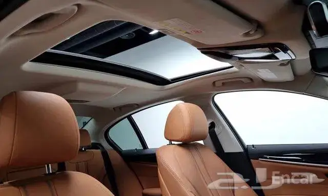 بي ام دبليو520i موديل2020 17