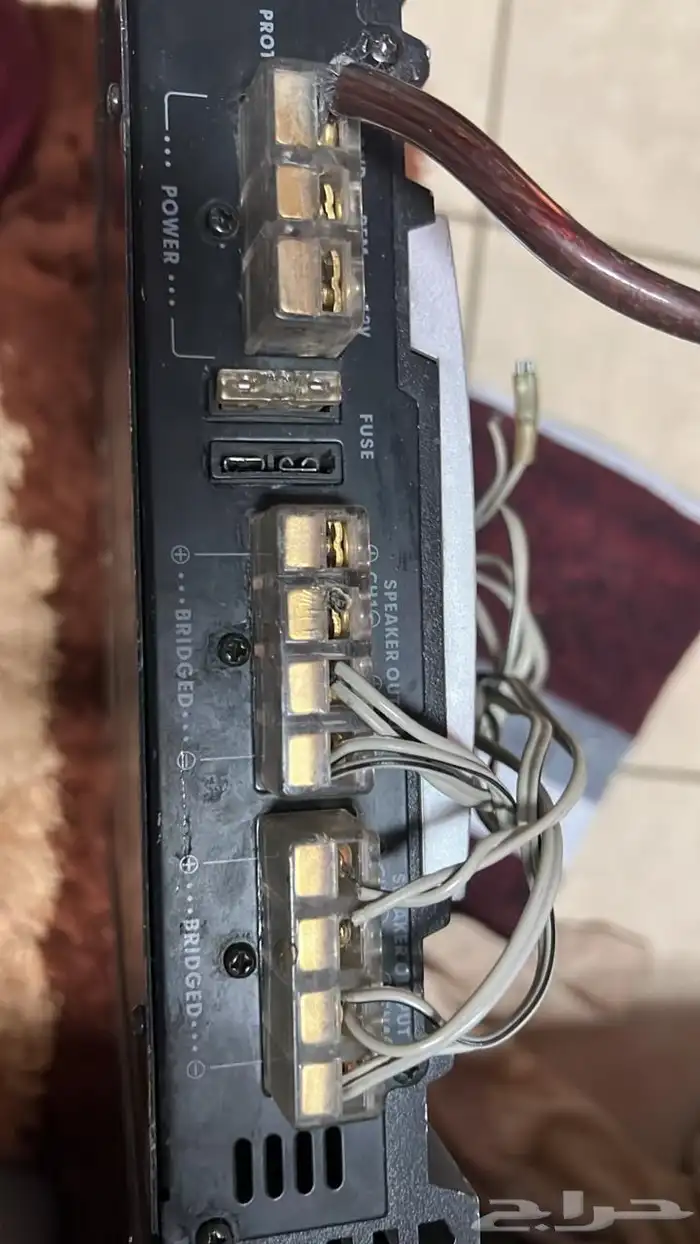 سماعات للبيع مع مضخم 0