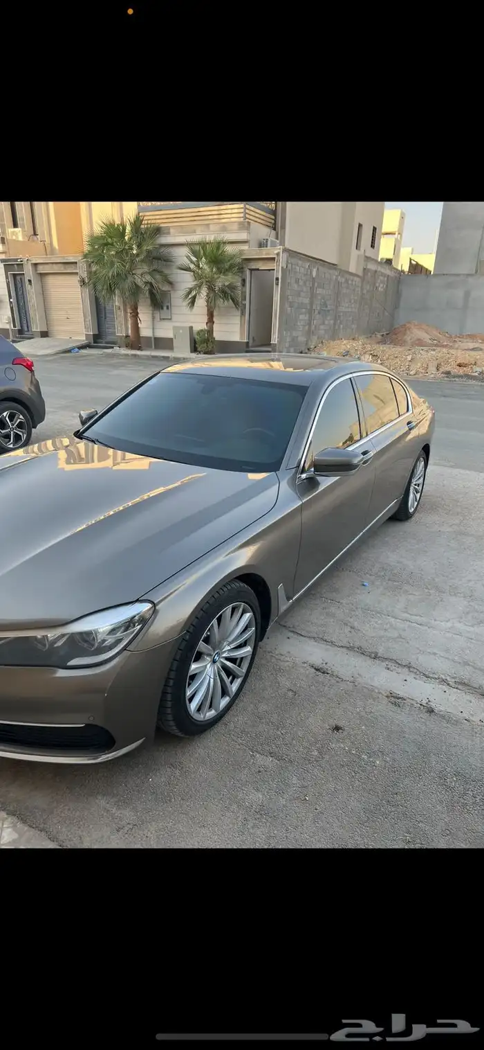 بي ام دبليو 730 بسعر مناسب 2