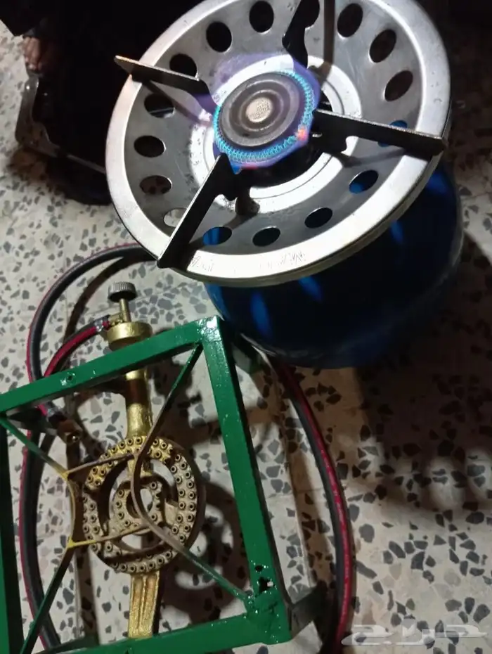 اسظوانة غاز مع مركب 0
