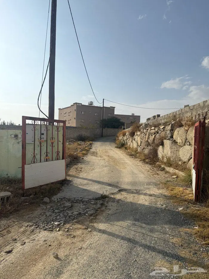 أرض سكنية للإيجار في النماص حي الشروق 2