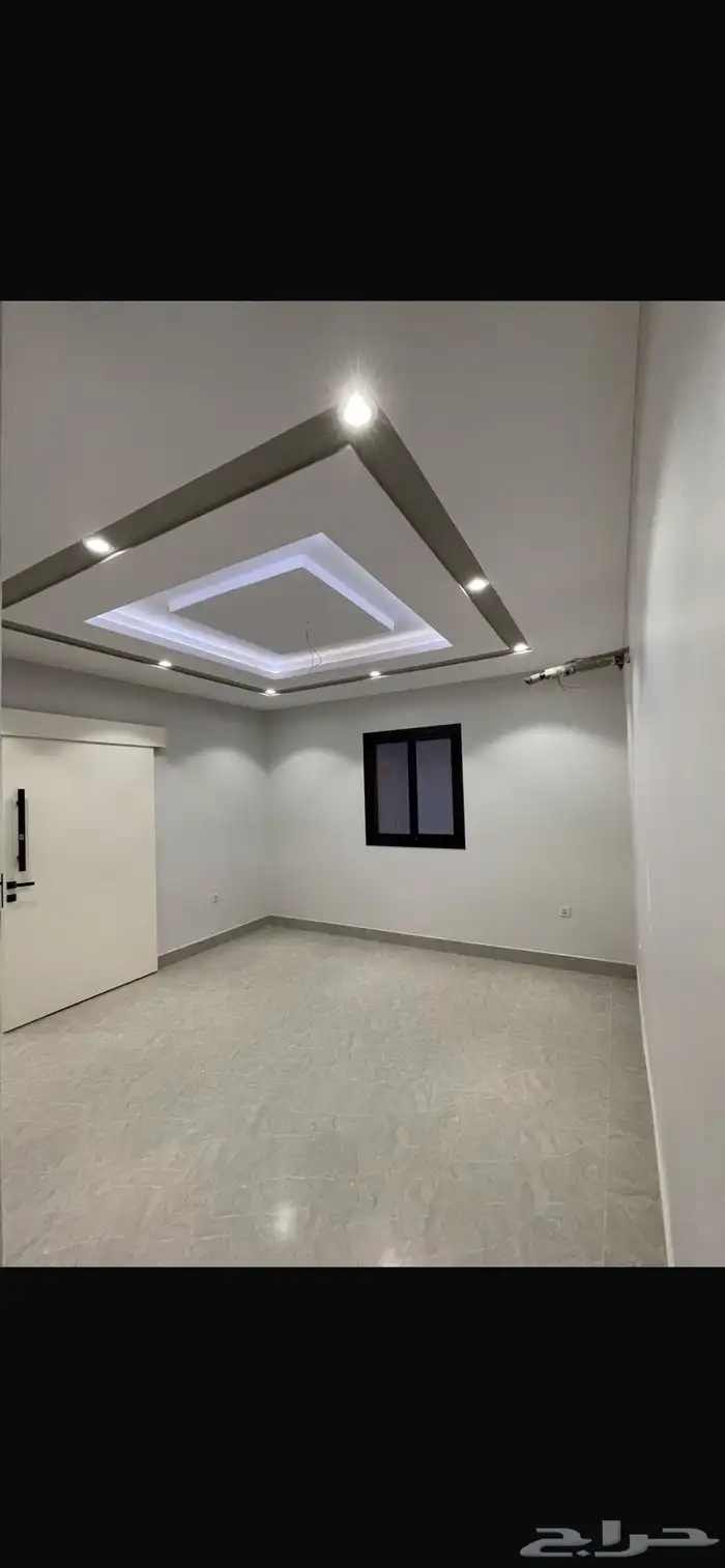 شقه للإيجار حي الريان خمس غرف 3