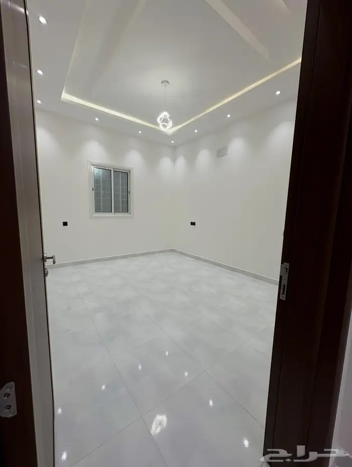 عمارة جديدة فيها شقق جديدة و محلات للايجار - المحالة 1