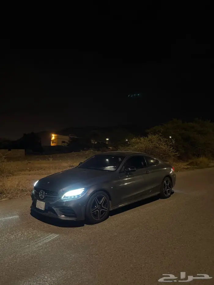 مرسيدس c200 كوبيه نظيفه 1