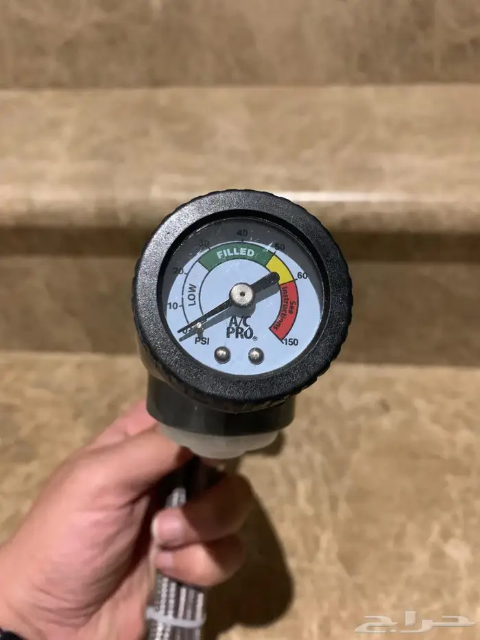مقياس ضغط فريون السيارة 0