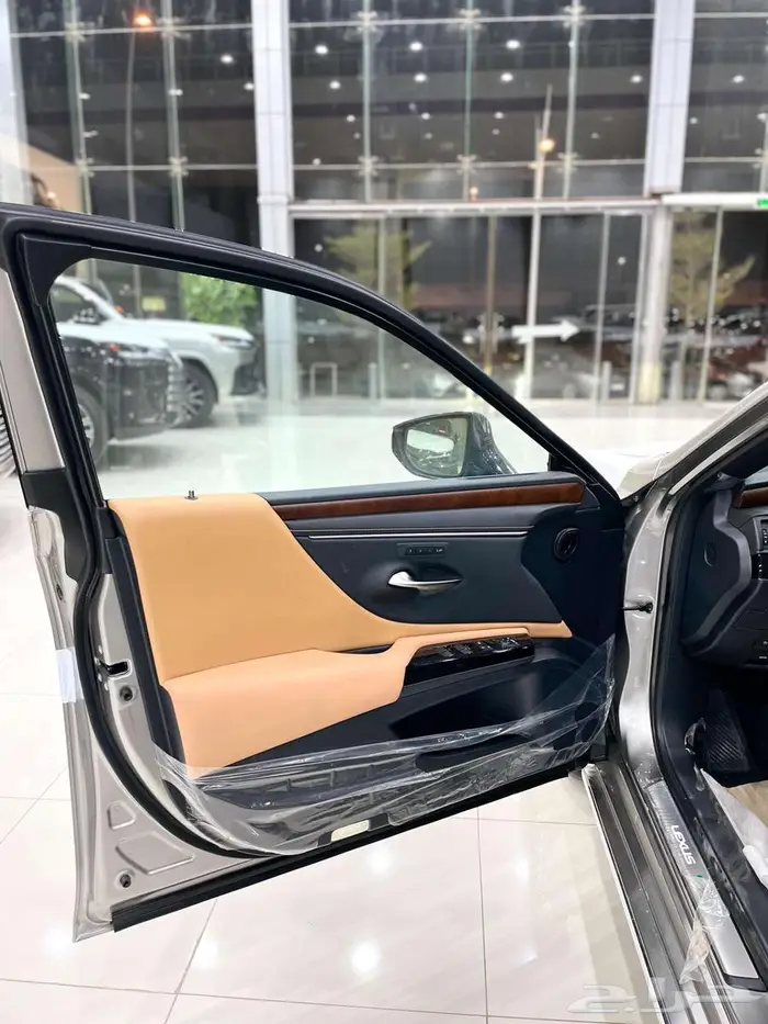 لكزس ES 350 CC نص فل بنزين سعودي 2025 اقل سعر كاش وبنوك 19