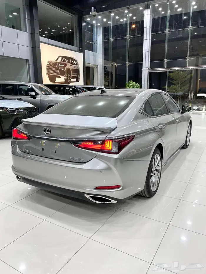 لكزس ES 350 CC نص فل بنزين سعودي 2025 اقل سعر كاش وبنوك 3