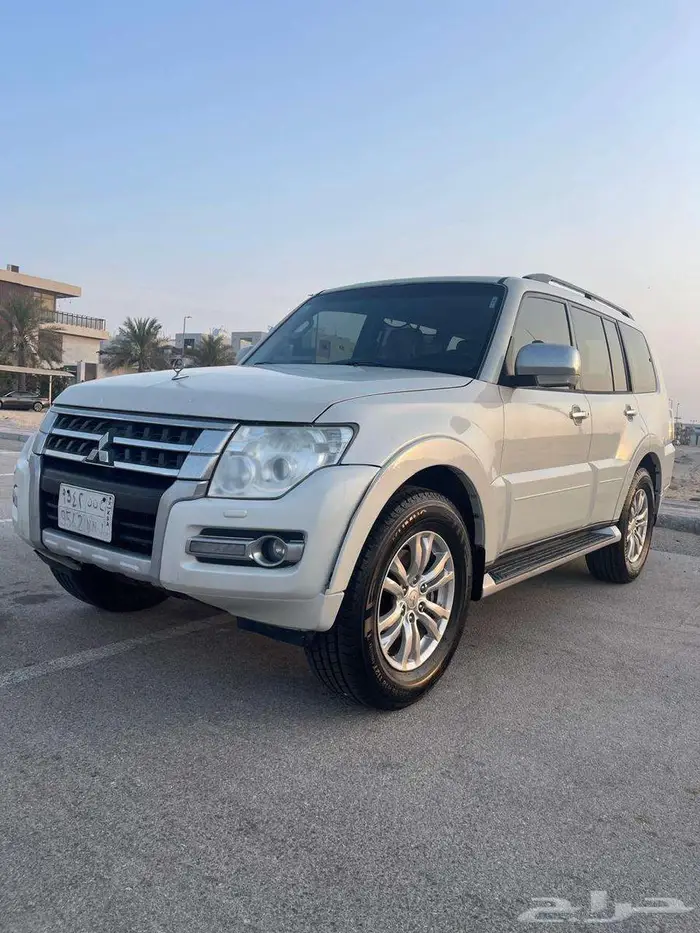 2016 3.8 Pajero Silver Package full 0