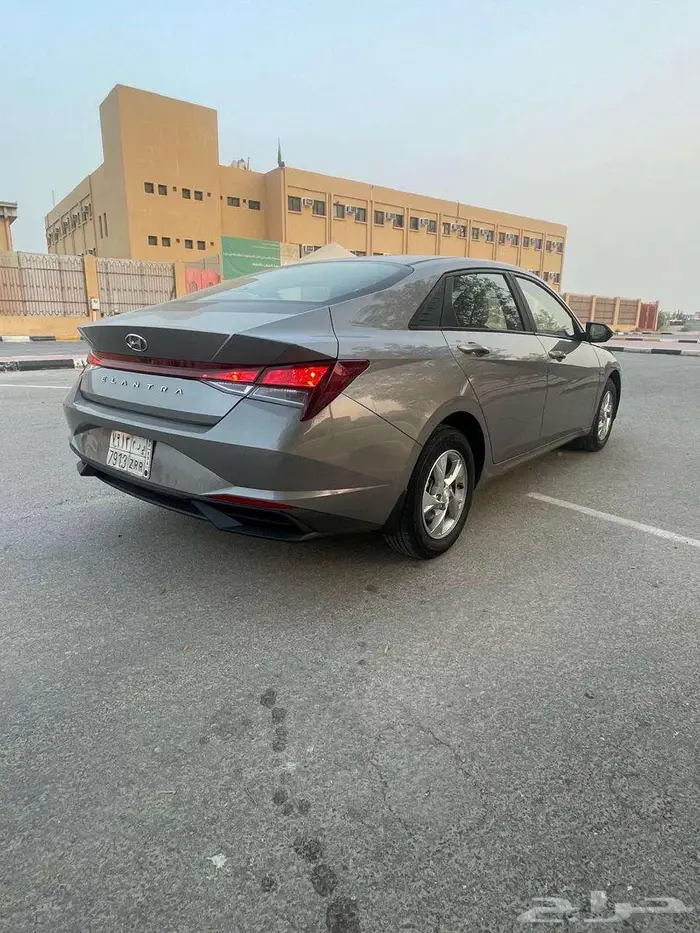 هيونداي الينترا 2023 العداد 75 ألف بدي وكاله بحاله الوكاله 25
