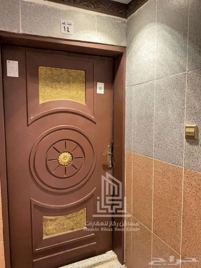 شقة مؤثثة للبيع في حي الربوة موقع حيوي وتشطيب ممتاز 5