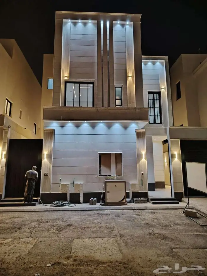 فيلا دورين في حي الندوة الارضي 800 الف والعلوي 620 الف 0