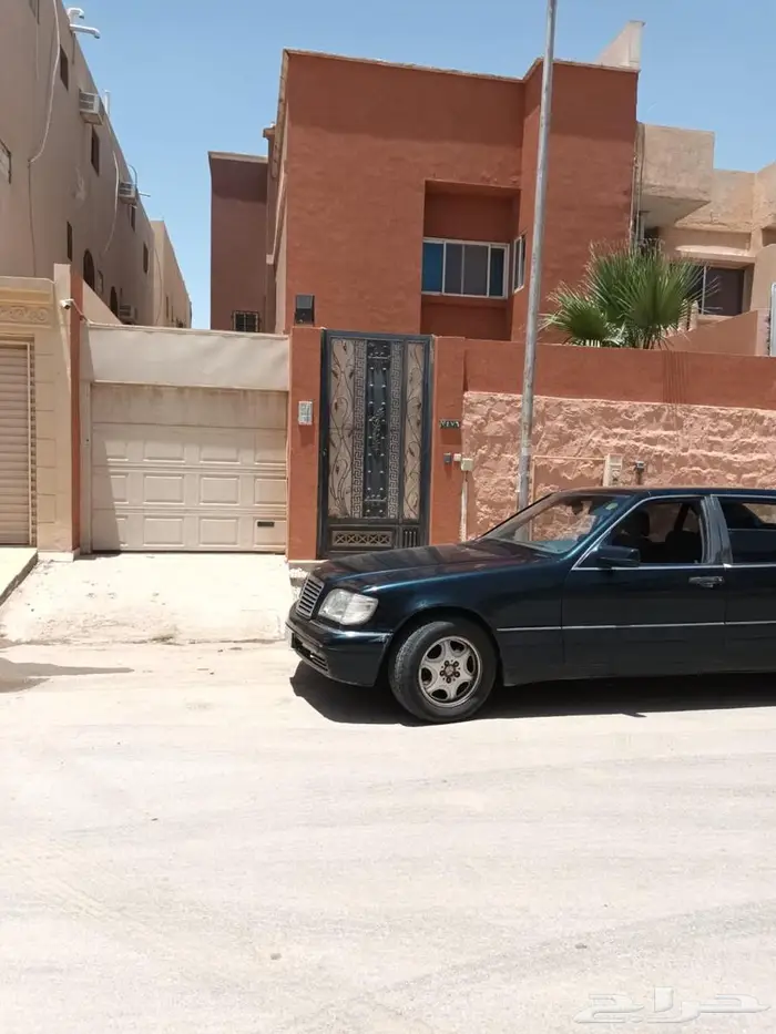 فيلا للايجار حي السليمانية 2