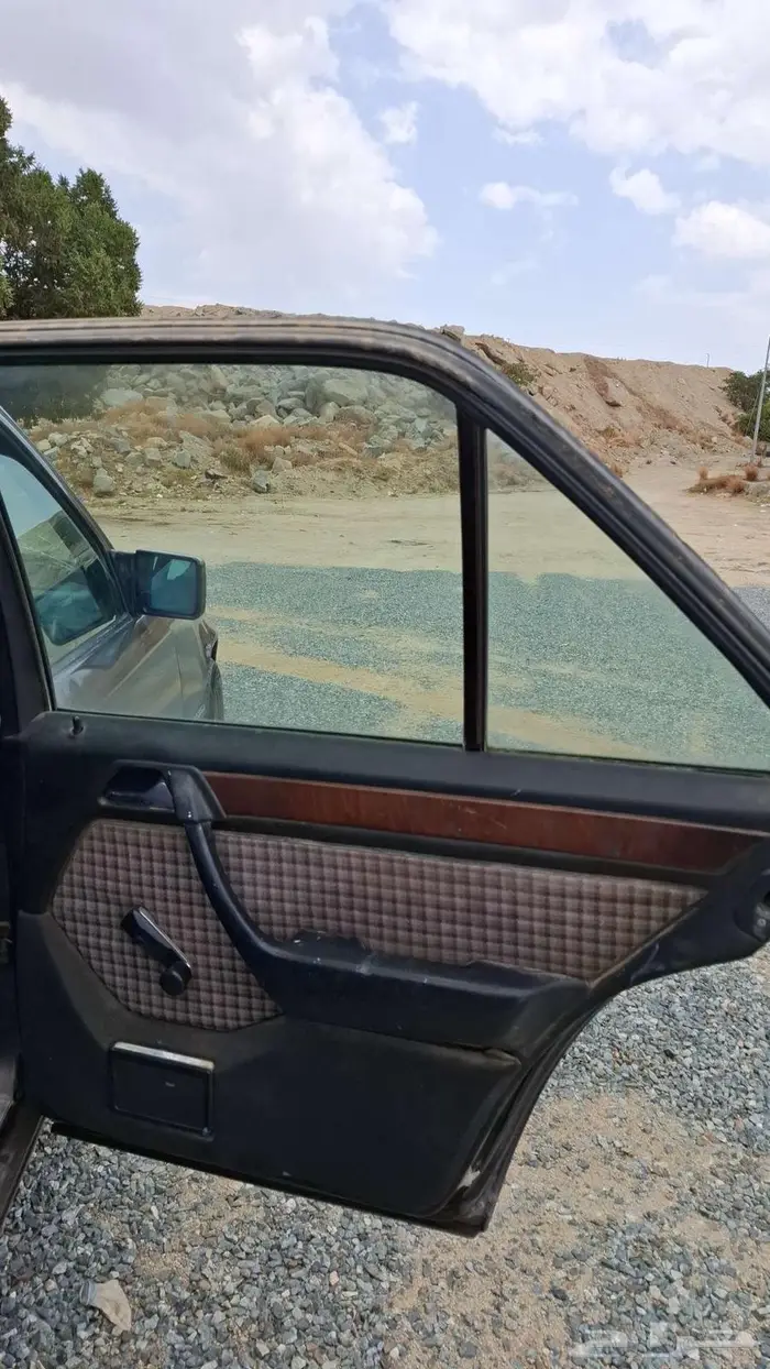 مرسيدس بنز E230 1991 1