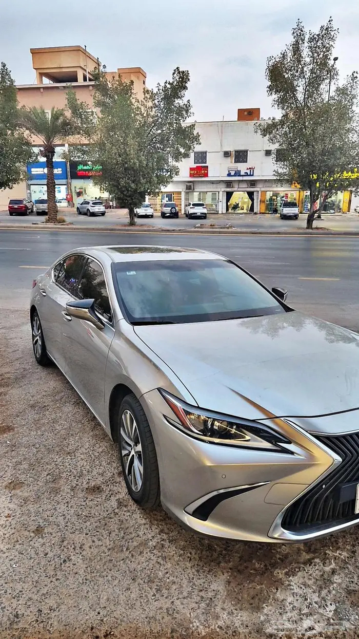 لكزس 250 es سعودي عبد اللطيف جميل 1